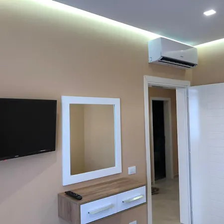 Fabio Qerret Apartament *